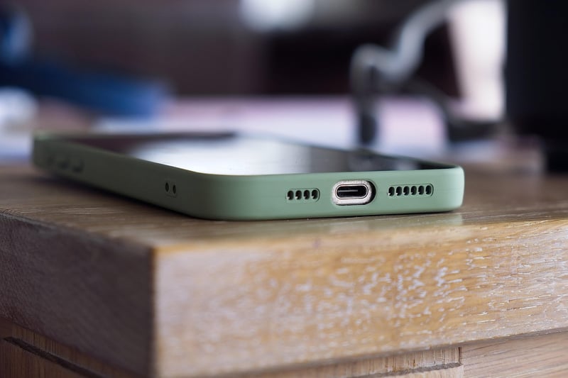 Quantum Entanglement Communicator